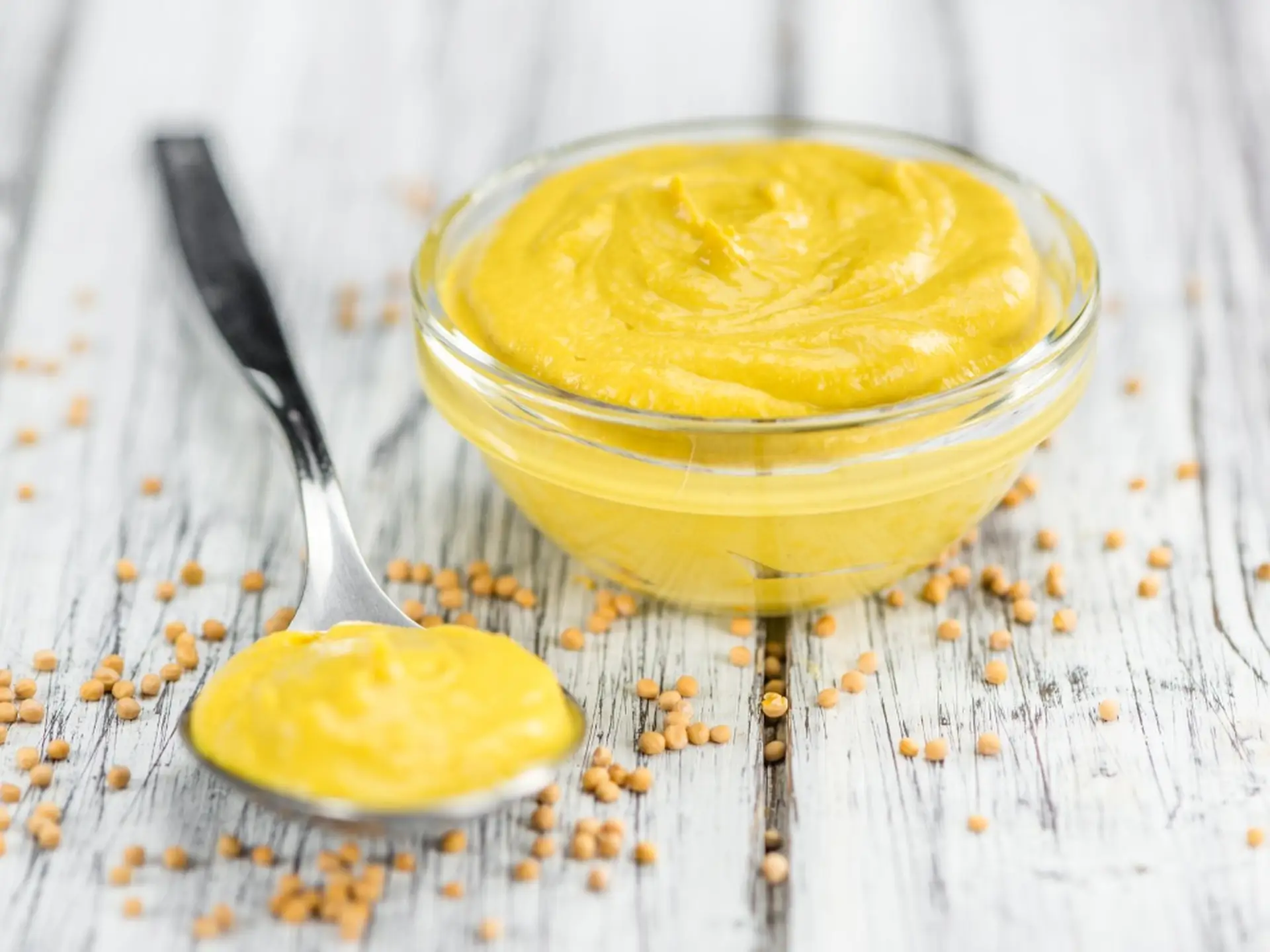 mustard and mustard seeds